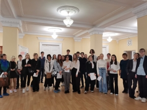 Будущее человечества в руках учителя!