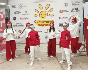 Студия эстрадного вокала «Новые голоса» приняла участие в XXXI международном конкурсе детского и молодёжного творчества «Солнечный зайчик»