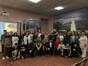 «Мы служим тебе, Россия»