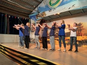 Поклонимся за тот великий бой...