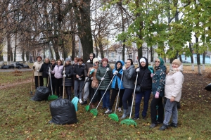 Субботник во Дворце детского творчества: вместе за чистоту и порядок
